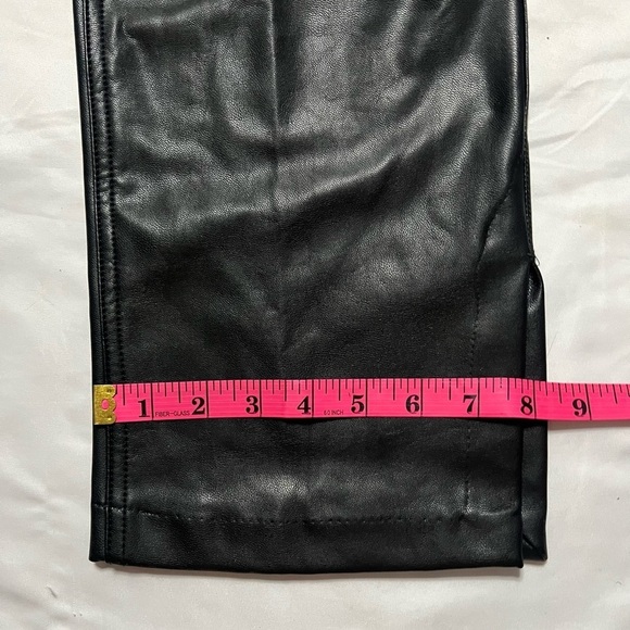 Abercrombie & Fitch Curve Love 90s Faux Leather High Rise Straight Pants 29 - Picture 13 of 14
